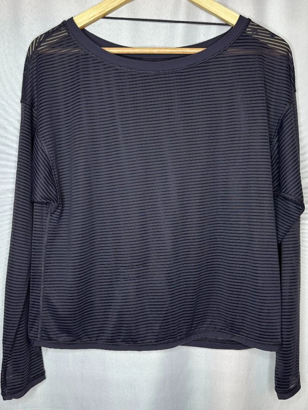 Lululemon Lean In Burnout Stripe Purple Top Large* Gym Workout Athleisure Casual - Picture 1 of 5